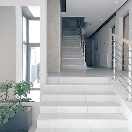 New Central Light Apartment With Private Parking نوفي ساد المظهر الخارجي الصورة